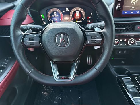 Certified 2025 Acura ADX A-Spec image 18