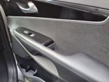 Used 2019 Kia Sorento SX w/ SX Touring Package image 4