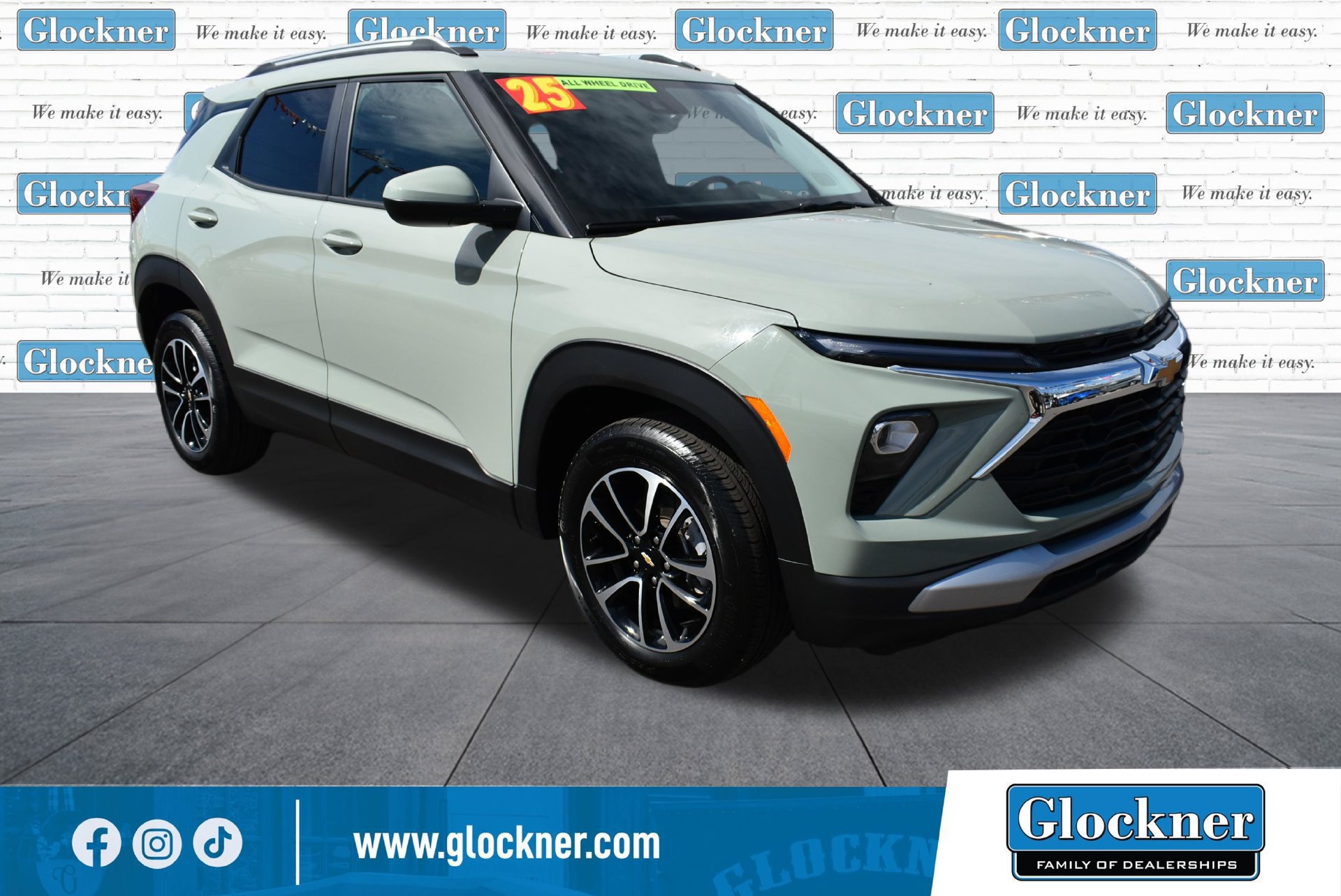 Used 2025 Chevrolet TrailBlazer LT AWD/4WD image 3