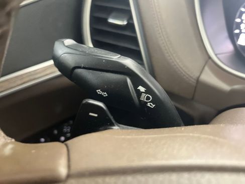 Used 2017 Lincoln MKX Reserve w/ Lincoln MKX Climate Package image 63