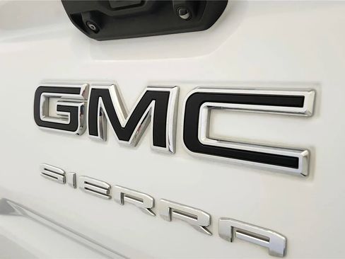 Used 2023 GMC Sierra 1500 Elevation w/ LPO, Elevation Black Package AWD/4WD image 16