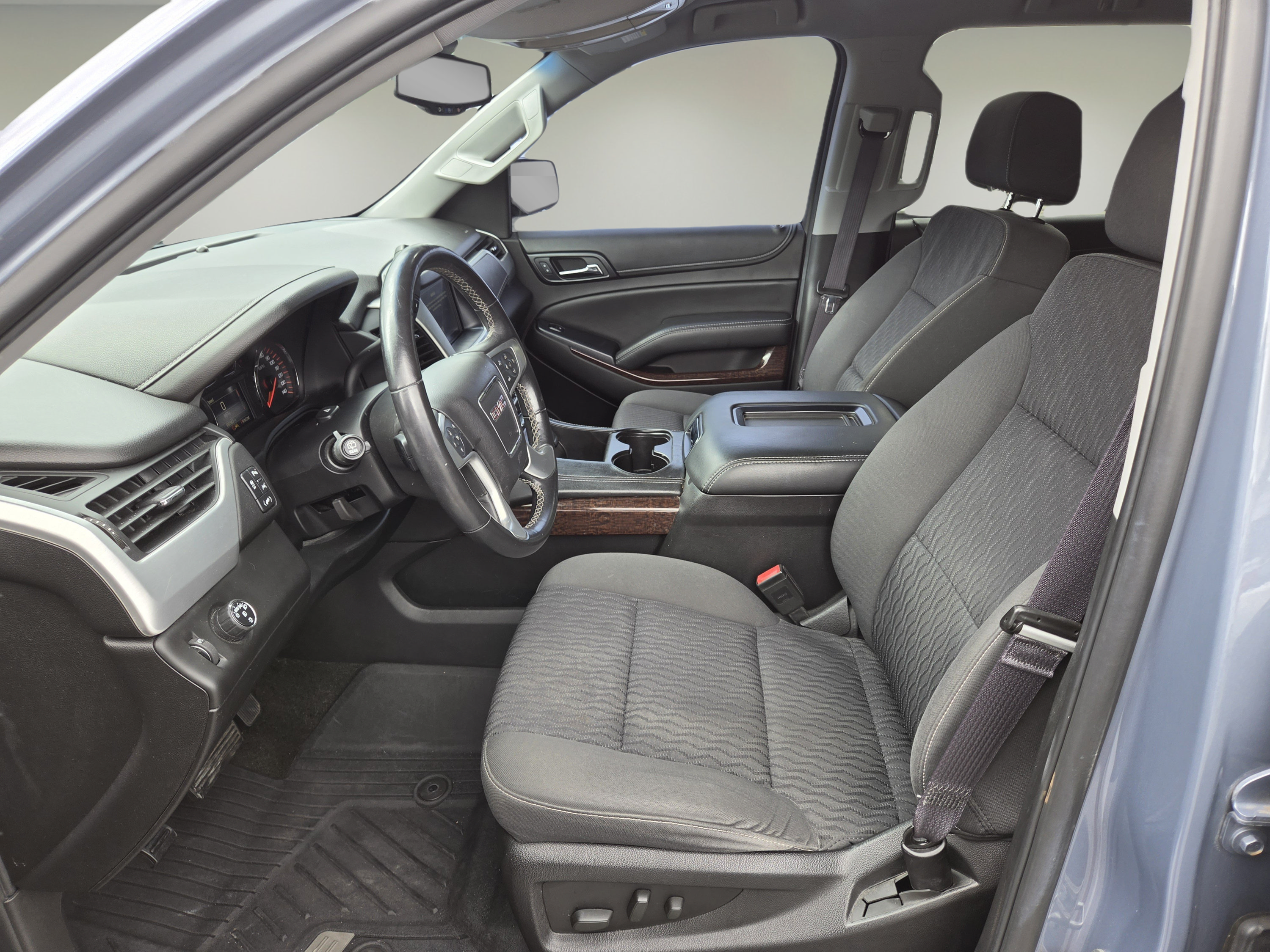 Used 2016 GMC Yukon SLE w/ Convenience Package RWD image 10
