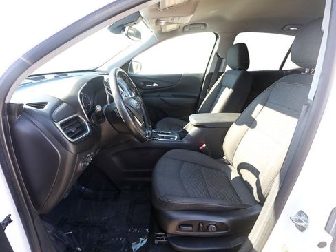 Used 2021 Chevrolet Equinox LT image 12