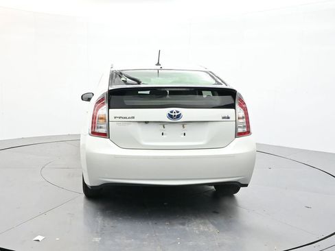 Used 2015 Toyota Prius Four image 6