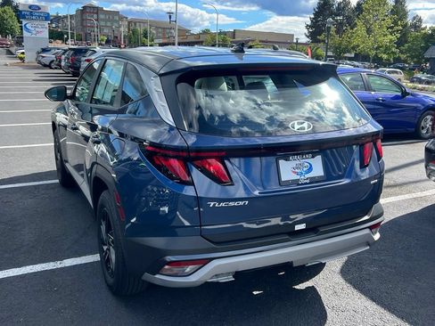 Used 2025 Hyundai Tucson SE AWD/4WD image 8