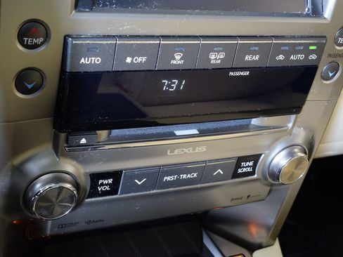 Used 2021 Lexus GX 460 Premium w/ Premium Package AWD/4WD image 25