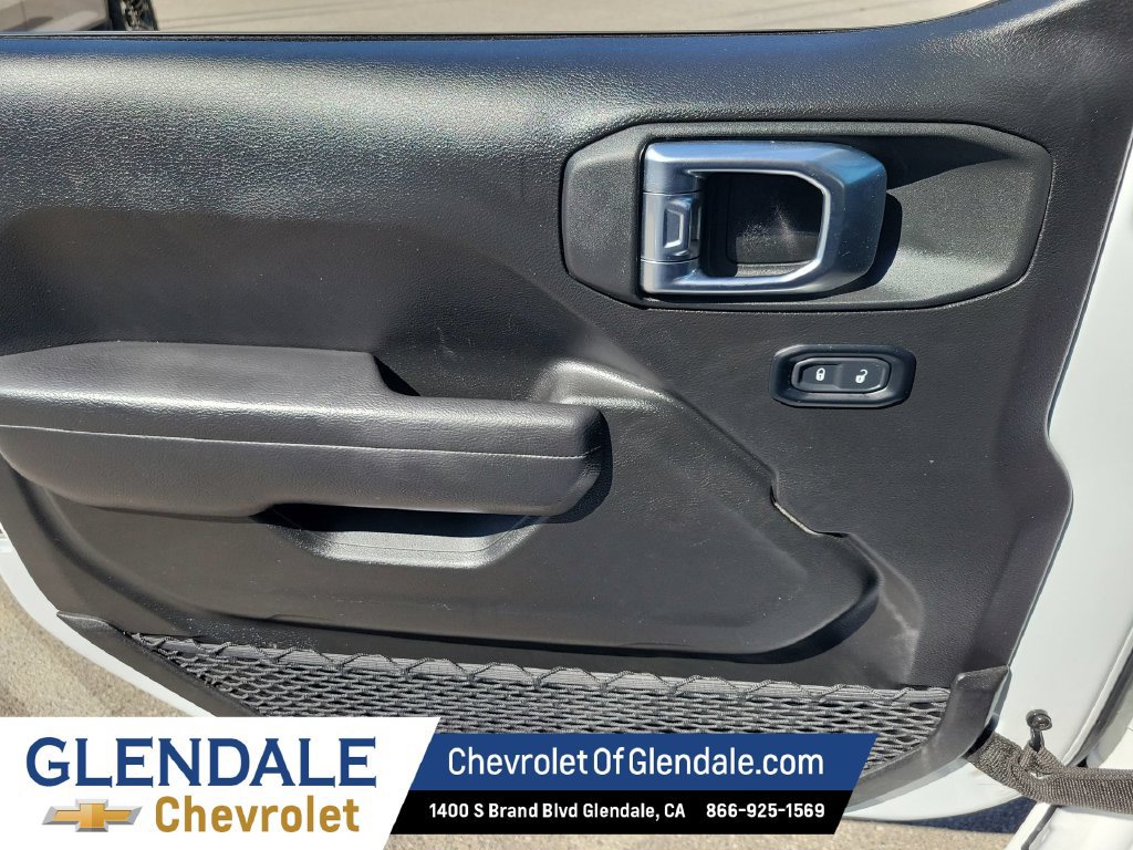 Used 2025 Jeep Wrangler Sport AWD/4WD image 26