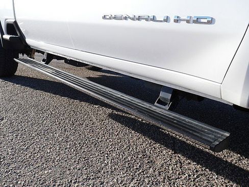 Used 2023 GMC Sierra 3500 Denali w/ Denali Ultimate Package image 67