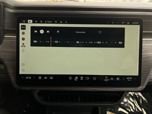 Used 2023 Rivian R1T Adventure AWD/4WD image 18