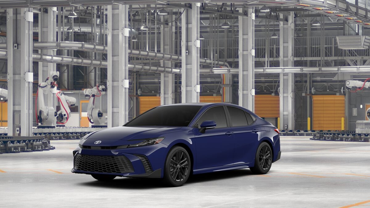 New 2026 Toyota Camry SE FWD image 1
