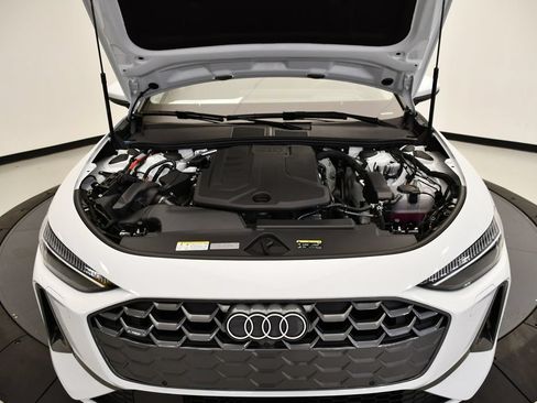 Used 2025 Audi A5 2.0T Premium Plus w/ Premium Plus AWD/4WD image 12