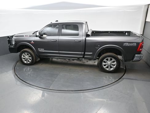 Used 2021 RAM 2500 Limited image 32