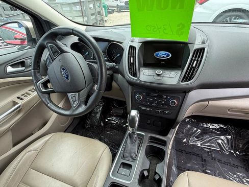 Used 2018 Ford Escape SEL w/ Ford Safe & Smart Package FWD image 21