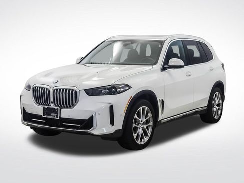 Used 2024 BMW X5 xDrive40i AWD/4WD image 1