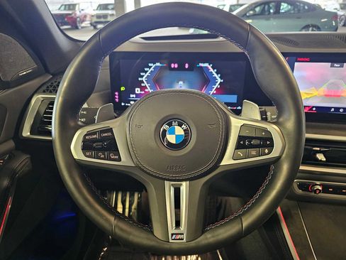 Used 2024 BMW X5 M60i image 11