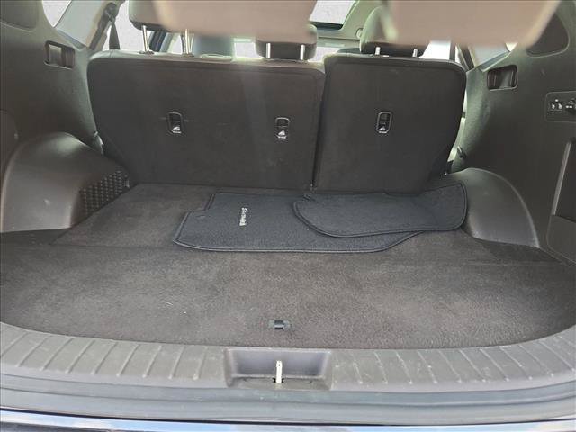 Used 2020 Hyundai Santa Fe Limited FWD image 6