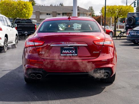 Used 2018 Maserati Ghibli S GranSport Q4 AWD/4WD image 11