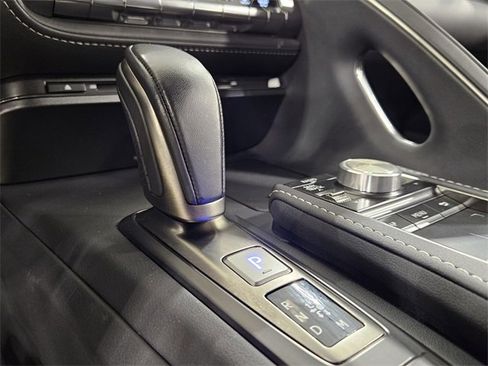 Used 2023 Lexus LC 500 Convertible image 21