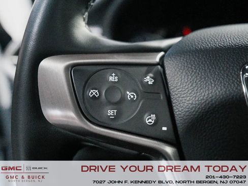 Used 2023 GMC Acadia AT4 w/ Preferred Package image 23