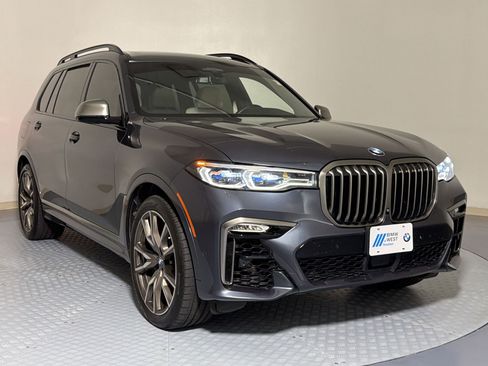 Used 2022 BMW X7 M50i AWD/4WD image 7
