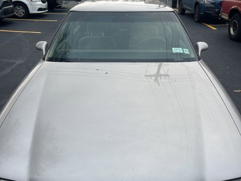 Used 1998 Buick Le Sabre Limited w/ Prestige Opt Pkg image 4