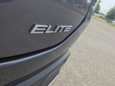 Used 2024 Honda Pilot Elite image 64