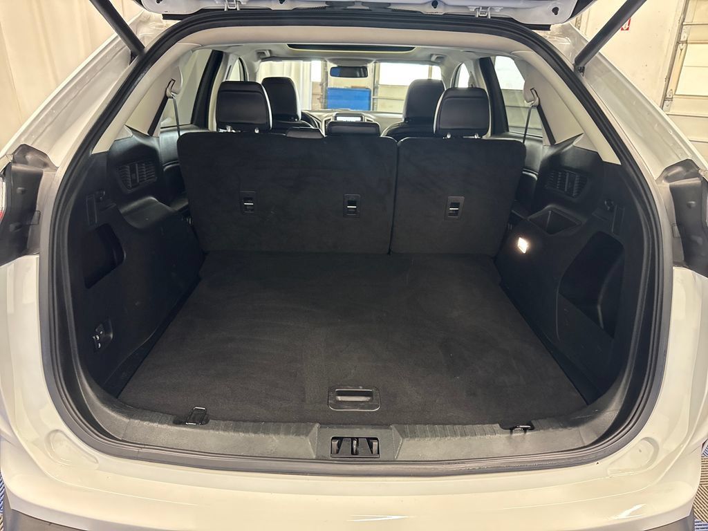 Certified 2023 Ford Edge SEL w/ Convenience Package AWD/4WD image 26