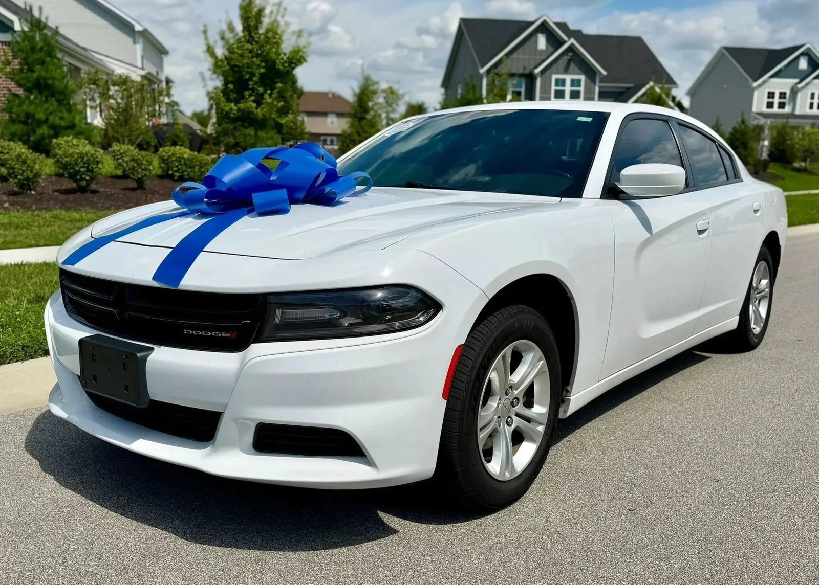 Used 2021 Dodge Charger SXT RWD image 4