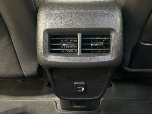 Used 2020 GMC Terrain SLE w/ Driver Convenience Package image 22