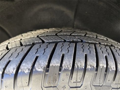 Used 2020 Cadillac Escalade ESV Platinum image 9