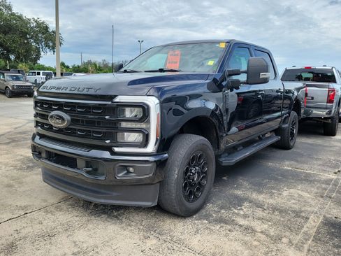 Used 2024 Ford F250 XLT w/ Black Appearance Package AWD/4WD image 3