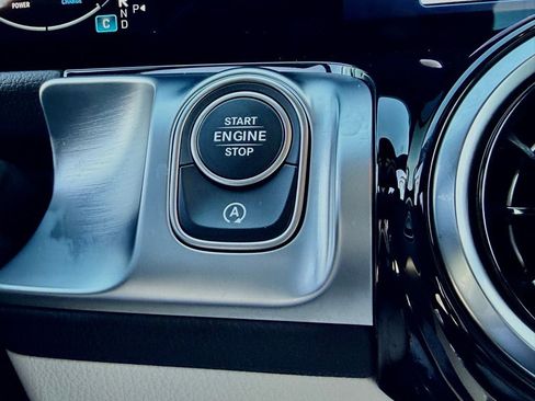 Certified 2026 Mercedes-Benz GLB 250 image 29
