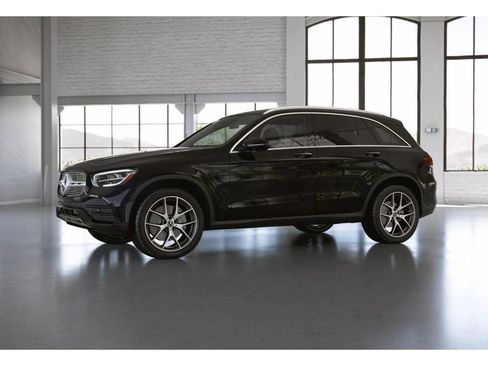 Certified 2022 Mercedes-Benz GLC 300 4MATIC image 38