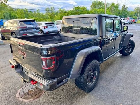 Used 2023 Jeep Gladiator Rubicon w/ Cold Weather Group AWD/4WD image 5