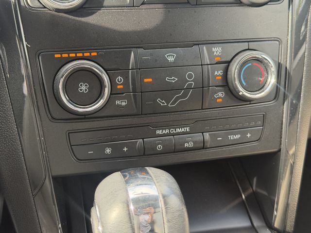 Used 2019 Ford Explorer FWD image 8