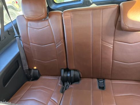 Used 2015 Cadillac Escalade ESV Premium image 21