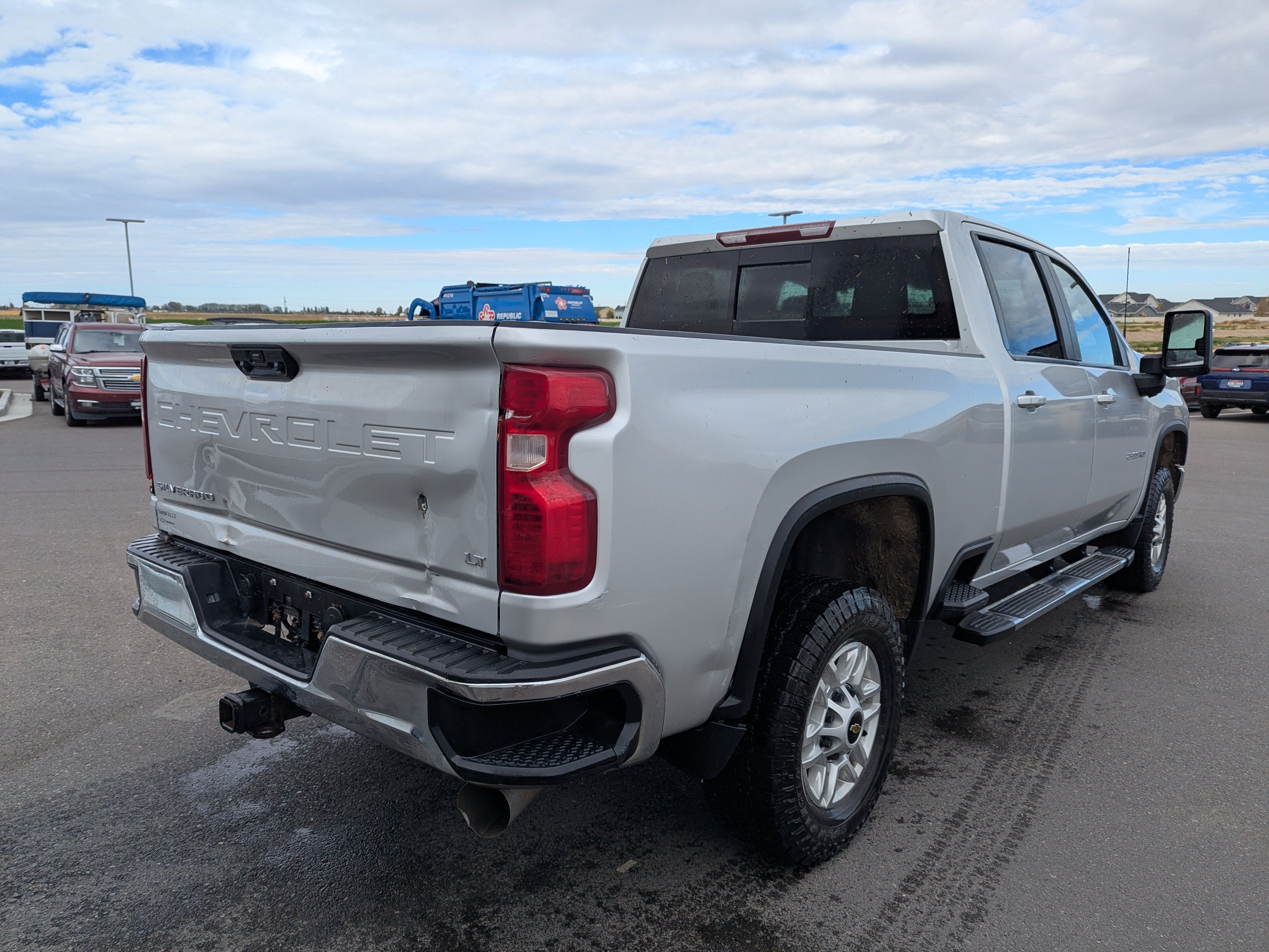 Used 2022 Chevrolet Silverado 2500 LT w/ Convenience Package AWD/4WD image 6