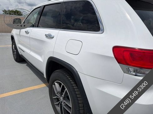 Used 2017 Jeep Grand Cherokee Limited w/ Luxury Group II AWD/4WD image 8