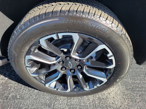 New 2026 Chevrolet Tahoe Premier RWD image 37