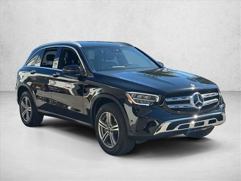 Used 2022 Mercedes-Benz GLC 300 GLC 300 image 3