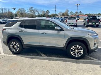 Used 2025 Chevrolet Equinox LT w/ Safety and Technology Package video 2