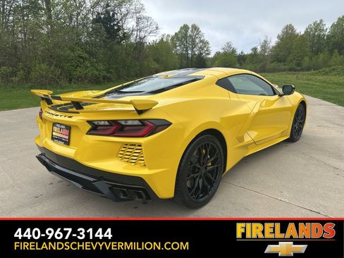 New 2025 Chevrolet Corvette Stingray Premium Cpe w/ Z51 Performance Package image 9