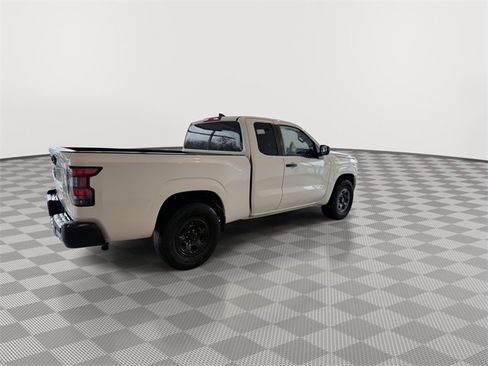 Used 2024 Nissan Frontier S w/ S Utility Package image 11