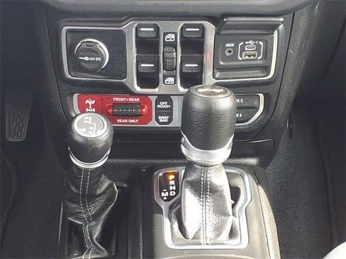 Certified 2024 Jeep Wrangler Unlimited Rubicon image 23