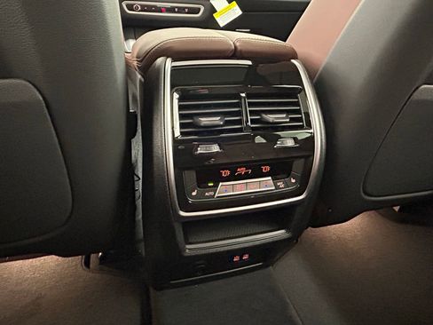 Used 2026 BMW X5 xDrive50e w/ M Sport Package image 36