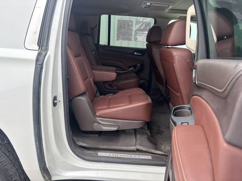 Used 2017 Chevrolet Suburban Premier AWD/4WD image 11