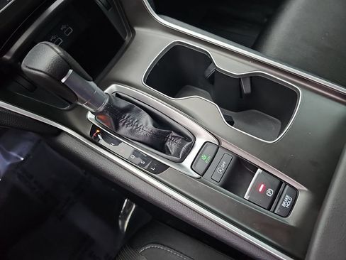 Used 2022 Honda Accord LX image 28