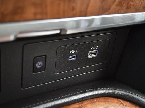 Certified 2024 Nissan Armada SL w/ Captain's Chairs Package image 21