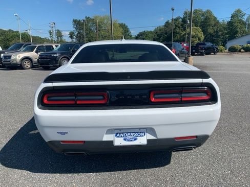 Used 2022 Dodge Challenger R/T w/ Plus Package image 4