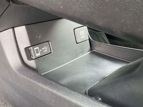 Used 2018 Honda Civic EX-L image 31